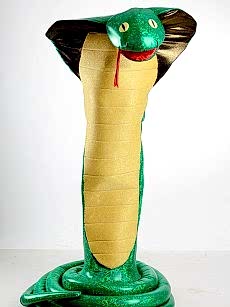 Змея ростовая кукла